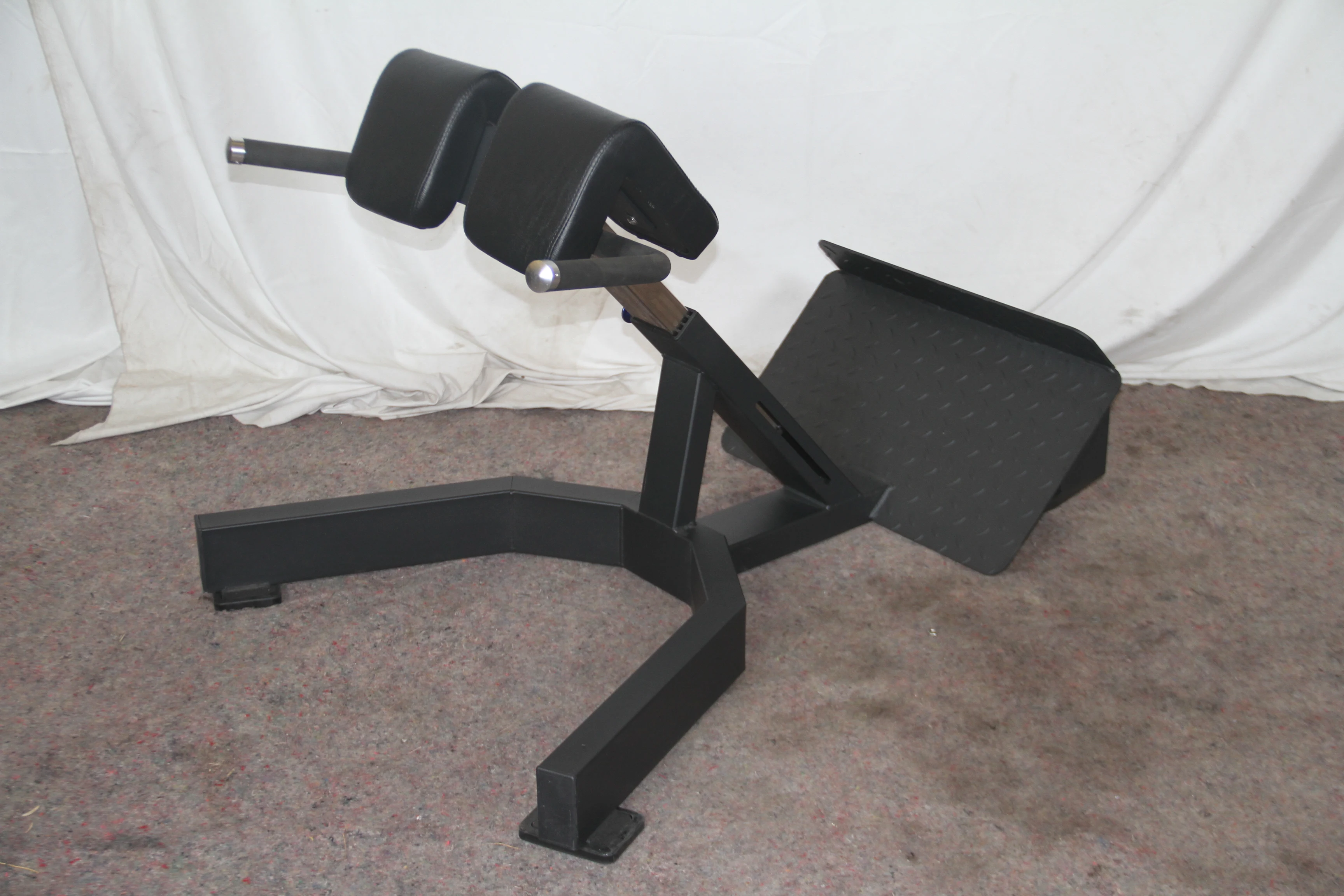 كرسي روماني لتمارين الظهر بسعر - مراجعة Home Gym Price وسعره